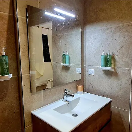 élégance Corse : Maison 3 Chambres, Piscine Villa *