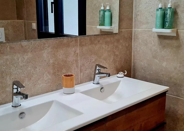 Villa Casa Di Famiglia - Maison 3 Chambres, Piscine - Classee 4 Etoiles *