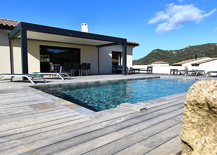 Villa Casa Di Famiglia - Maison 3 Chambres, Piscine - Classee 4 Etoiles Figari (Corsica)